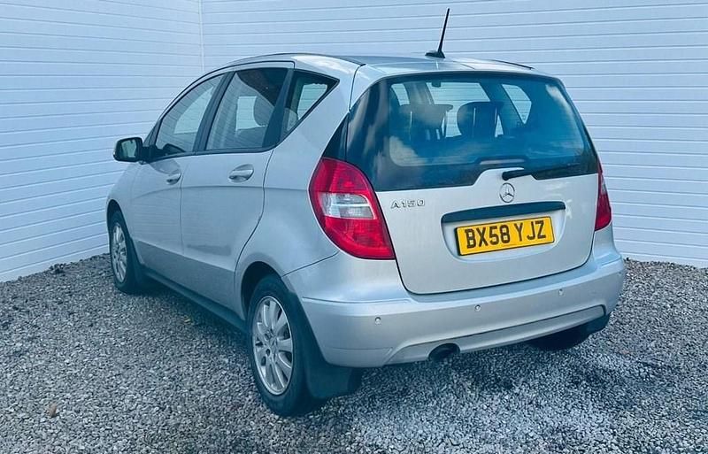 Used Mercedes A150 Classic 95 HP (69 kW) 2008 Silver Hatchback
