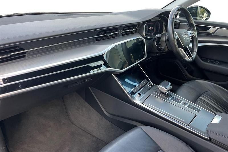 Used Audi A6 Sport 204 HP (150 kW) 2022 Mythos black Estate