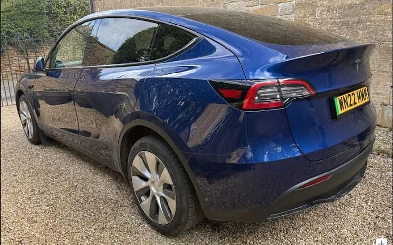 Used Tesla Model Y Long Range AWD 286 kW (389 HP) 2025 SUV