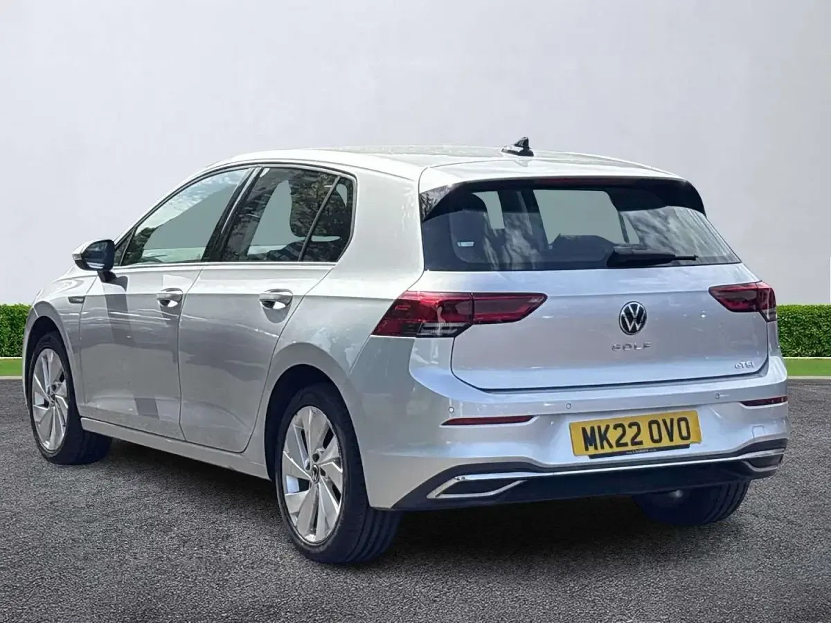 Used VW Golf VIII Style 150 HP (110 kW) 2022 Silver Hatchback