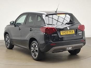Second-hand Suzuki Vitara SZ5 129 CP (94 kW) 2023 Negru SUV
