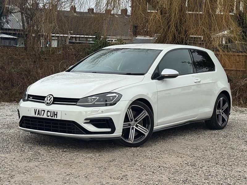 Used VW Golf VII R 2017 White Hatchback