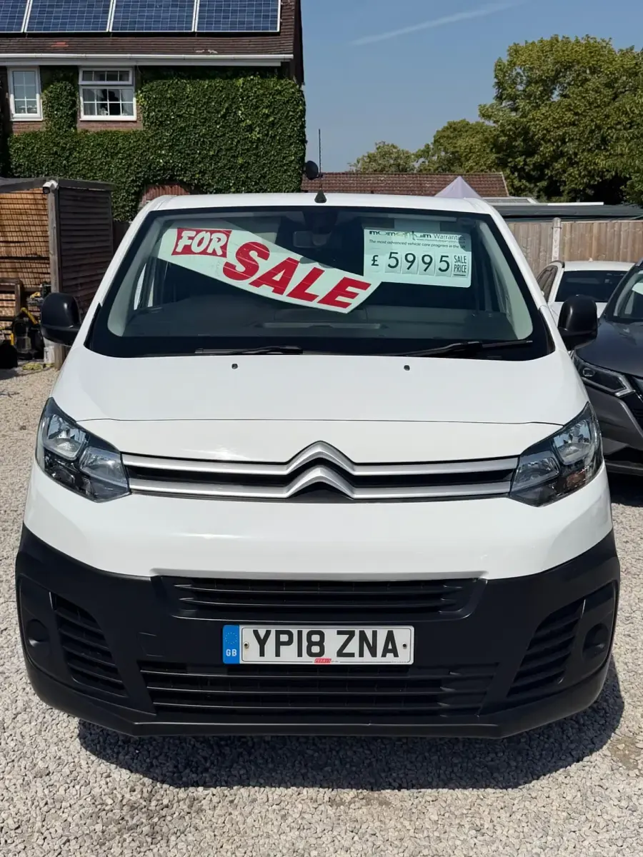 Used Citroën Dispatch 2018 White MPV