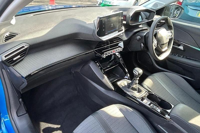 Used Peugeot 208 Allure+ 99 HP (72 kW) 2023 Blue Hatchback