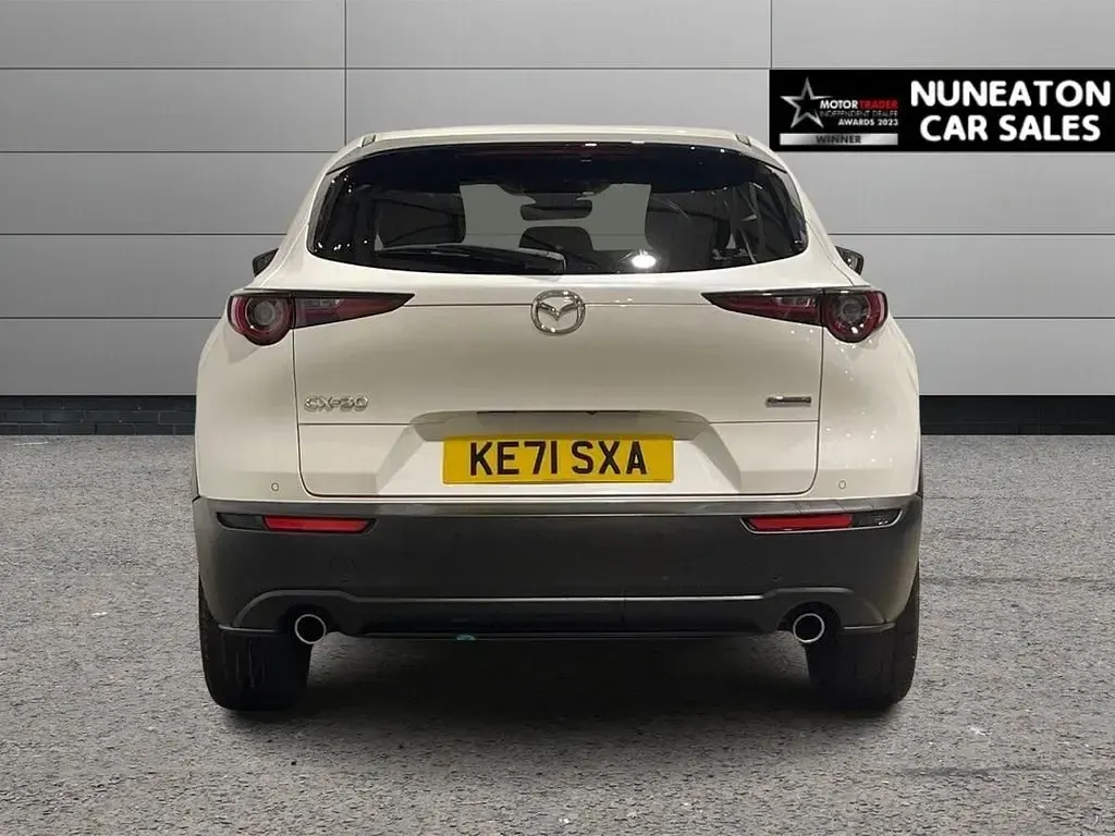 Begagnad Mazda CX-30 Inclusive 122 HK (89 kW) 2022 Vit SUV