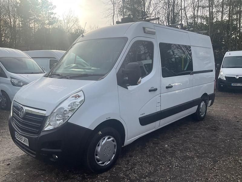 Used Vauxhall Movano 130 HP (95 kW) 2018 White MPV
