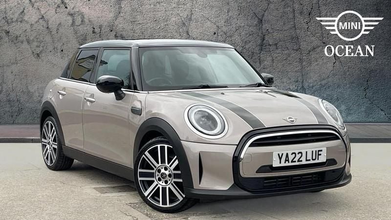 Used Mini Cooper Exclusive 134 HP (98 kW) 2022 Grey Hatchback