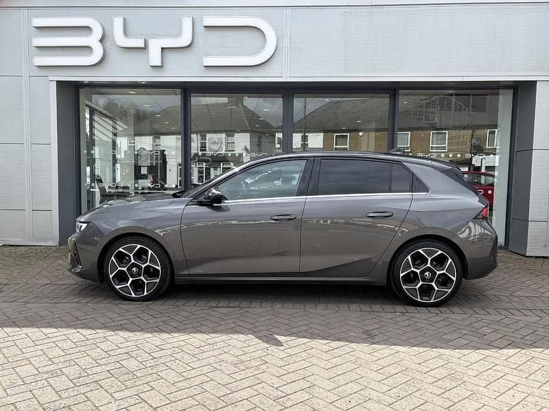 Used Vauxhall Astra Ultimate 128 HP (94 kW) 2023 Grey Hatchback