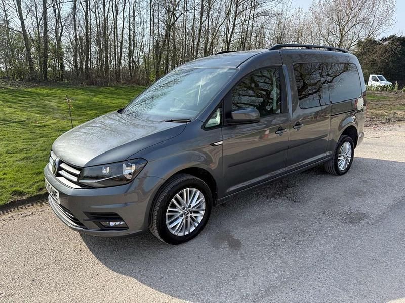 Used VW Caddy Maxi Life Life 114 HP (83 kW) 2021 Grey MPV