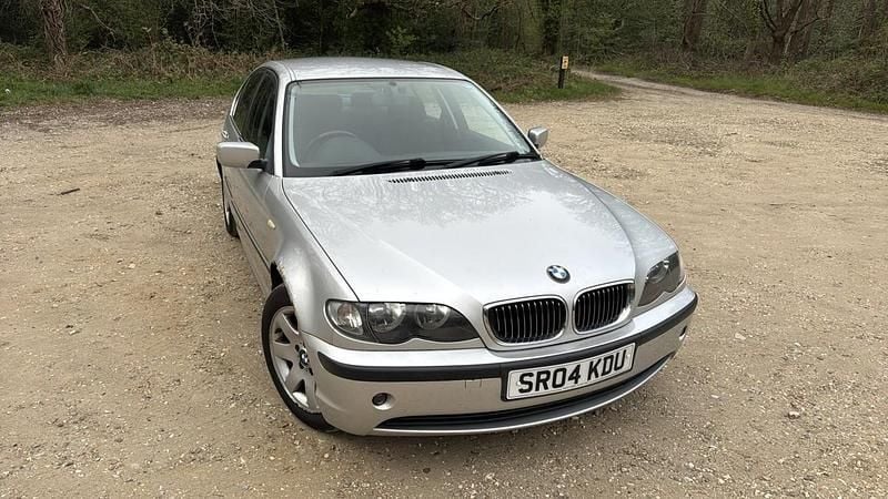 Used BMW 325 Comfort Edition 2004 Silver Sedan