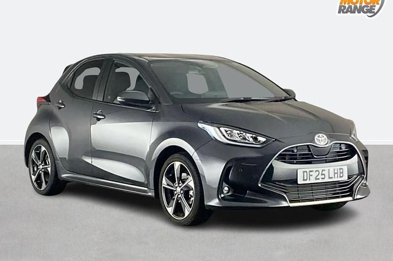 Used Toyota Yaris Hybrid 100 HP (73 kW) 2025