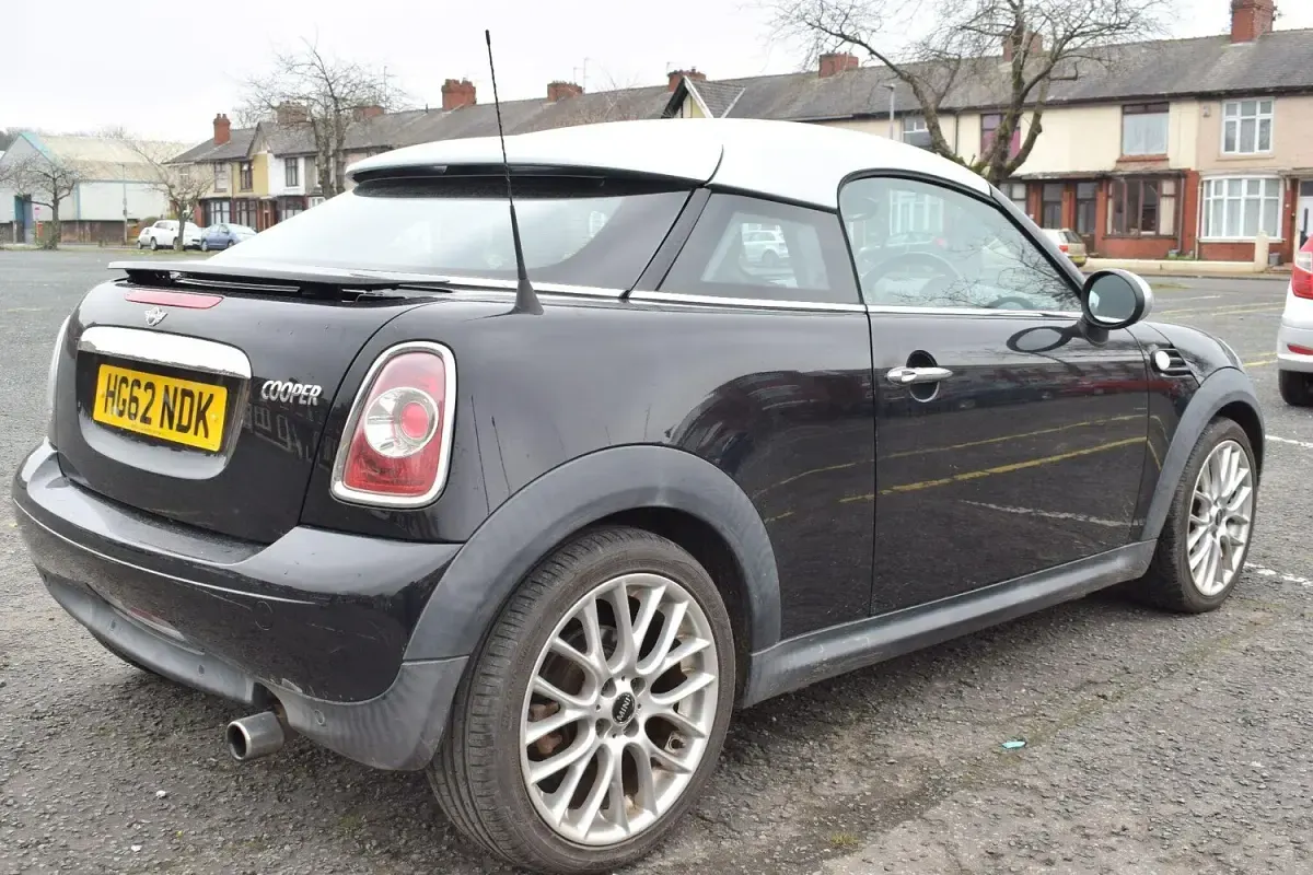 Used Mini Cooper Coupé 2012 Black Coupe