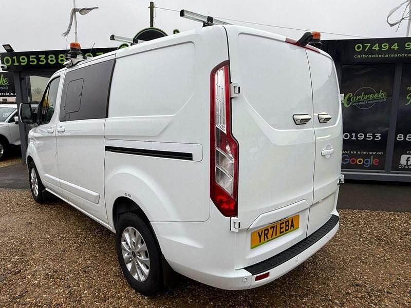 Used Ford Transit Custom Limited 130 HP (95 kW) 2021 White Van