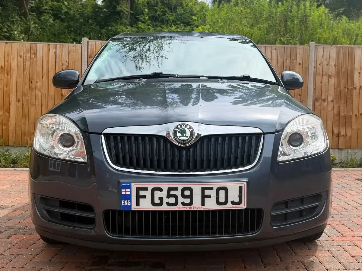 Used Skoda Roomster SE 105 HP (77 kW) 2009 Grey MPV