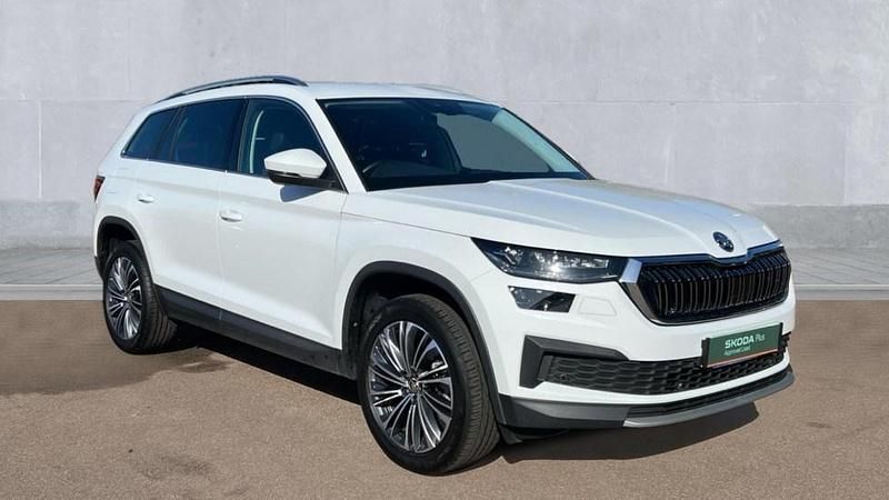 White Used 2024 Skoda Kodiaq SE L Executive SUV | £28,200 (Good price) - Image 1/4