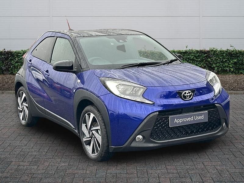 New Toyota Aygo X 72 HP (52 kW) 2025 Blue SUV
