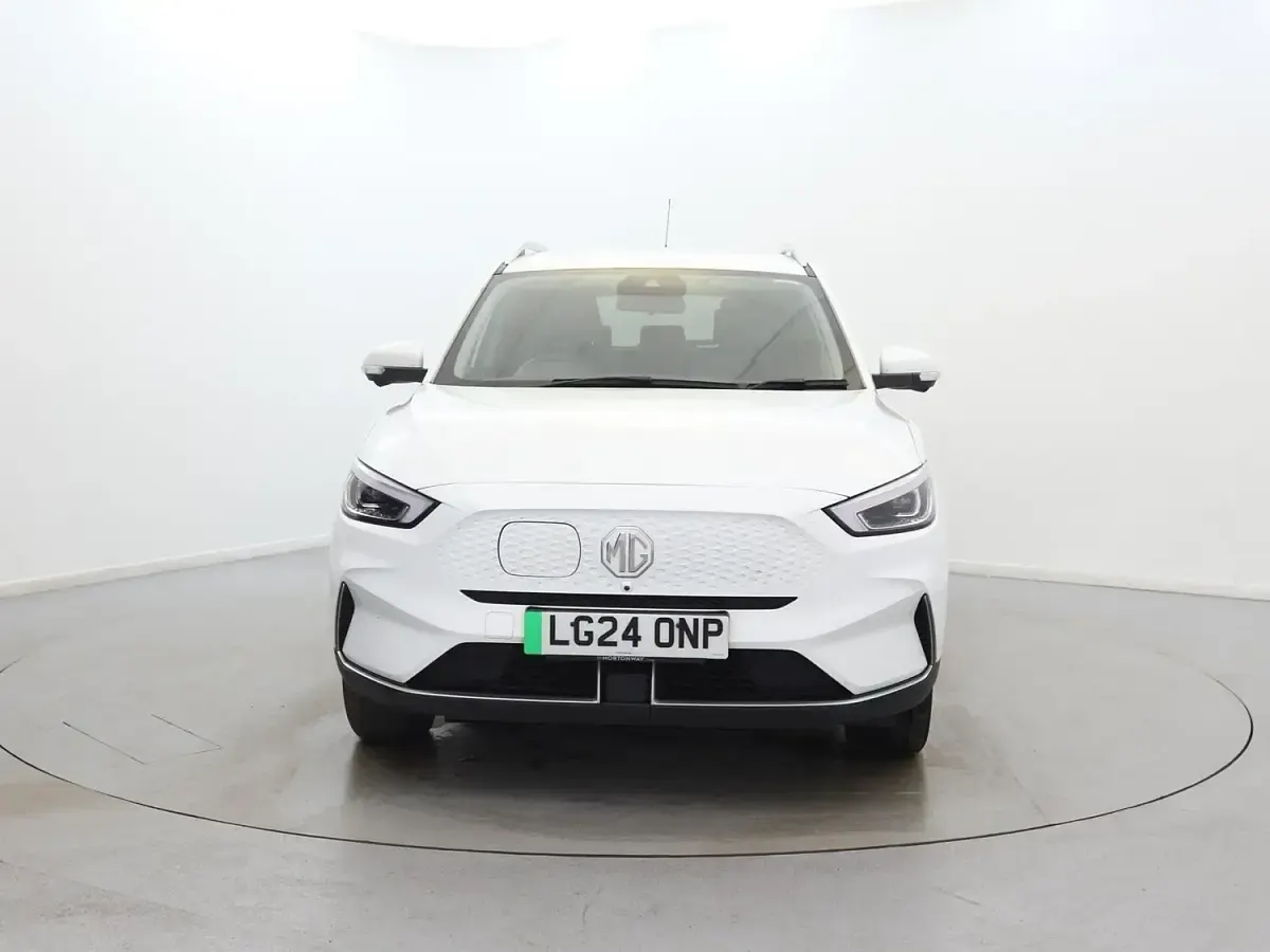 Used MG ZS Trophy Connect 114 kW (156 HP) 2024 White SUV