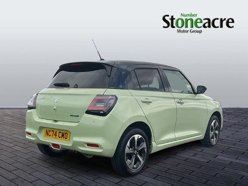 Used 2025 Suzuki Swift Hatchback | £18,495 (Expensive) - Image 1/4
