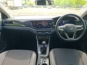 Used VW Taigo Life 110 HP (80 kW) 2022 White SUV