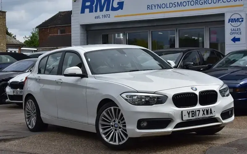 Begagnad BMW 116 Efficient Dynamics 116 HK (85 kW) 2017 Halvkombi
