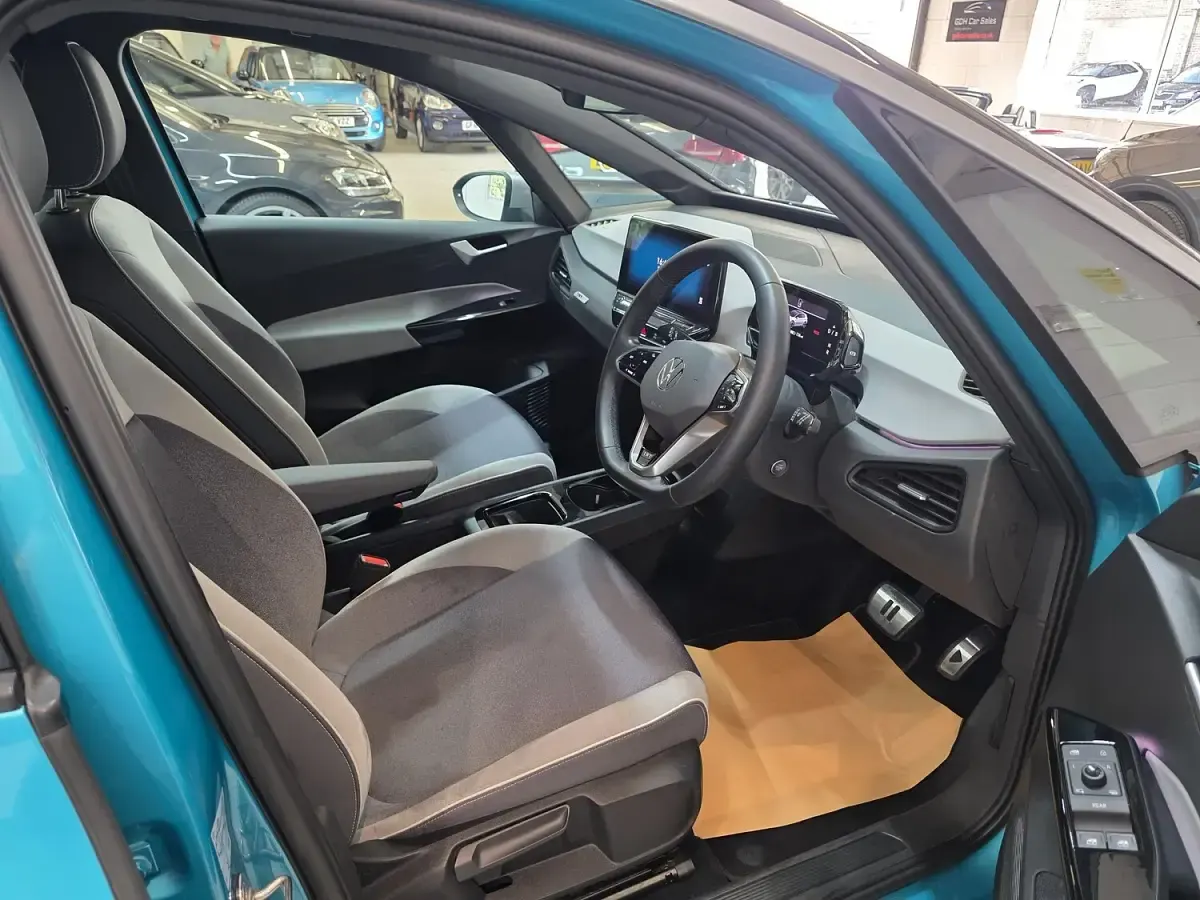 Used VW ID.3 Pro 150 kW (204 HP) 2020 Turquoise Hatchback
