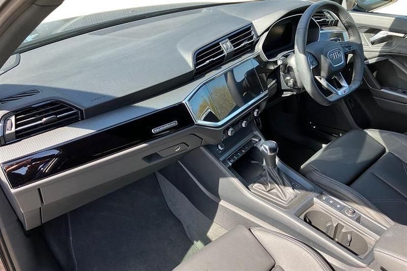 Used Audi Q3 Design 190 HP (139 kW) 2025 Navarra blue SUV