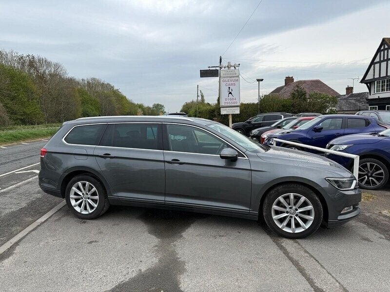 Grey Used 2017 VW Passat Business Estate | £8,995 (Good price) - Image 1/4