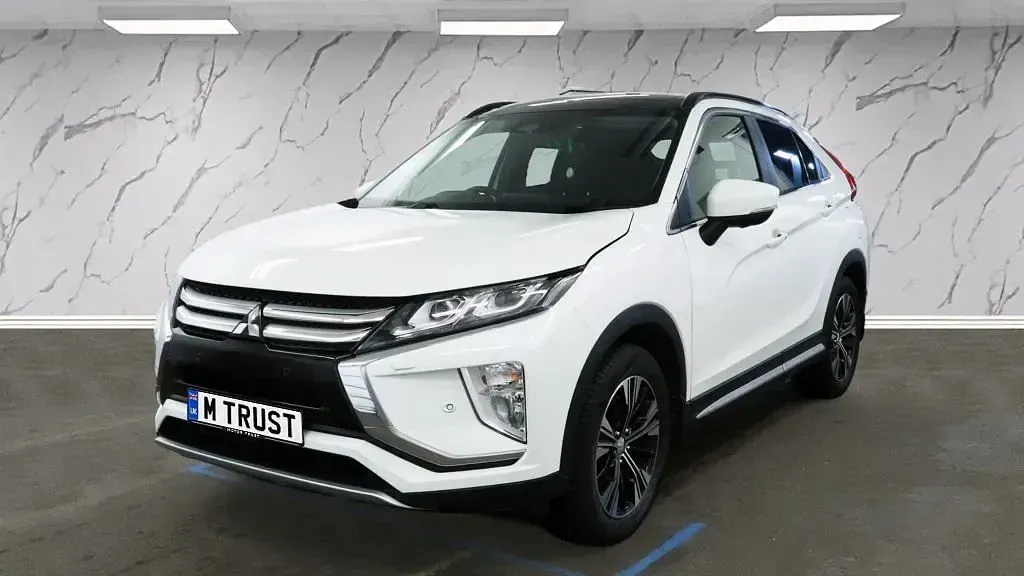 Used Mitsubishi Eclipse 163 HP (119 kW) 2018 White SUV