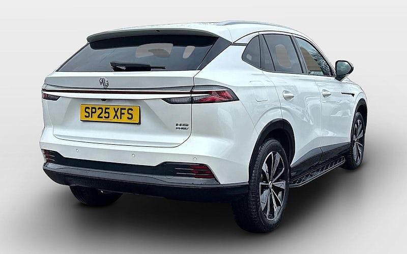 Used MG HS Trophy 299 HP (219 kW) 2025 White SUV