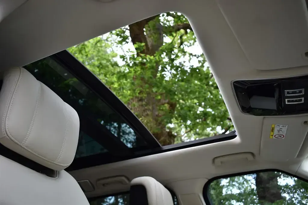 Used Land Rover Range Rover Sport HSE 2019 Silicone silver (grey) metallic with ivory perforated hide SUV