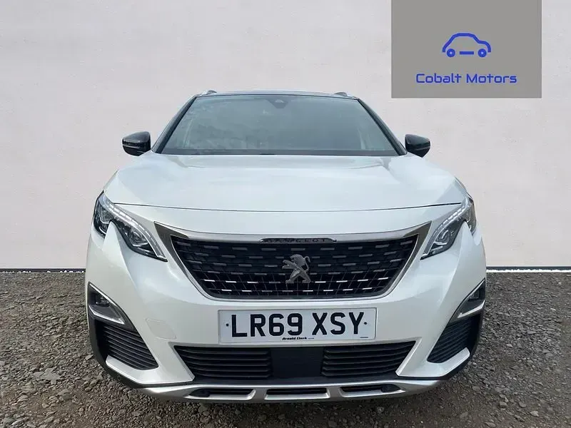 Used Peugeot 3008 Premium 130 HP (95 kW) 2019 White SUV