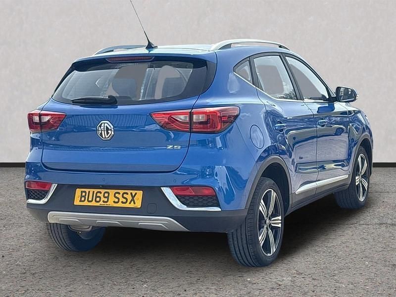 Usado MG ZS Exclusive 111 HP (81 kW) 2019 Azul SUV