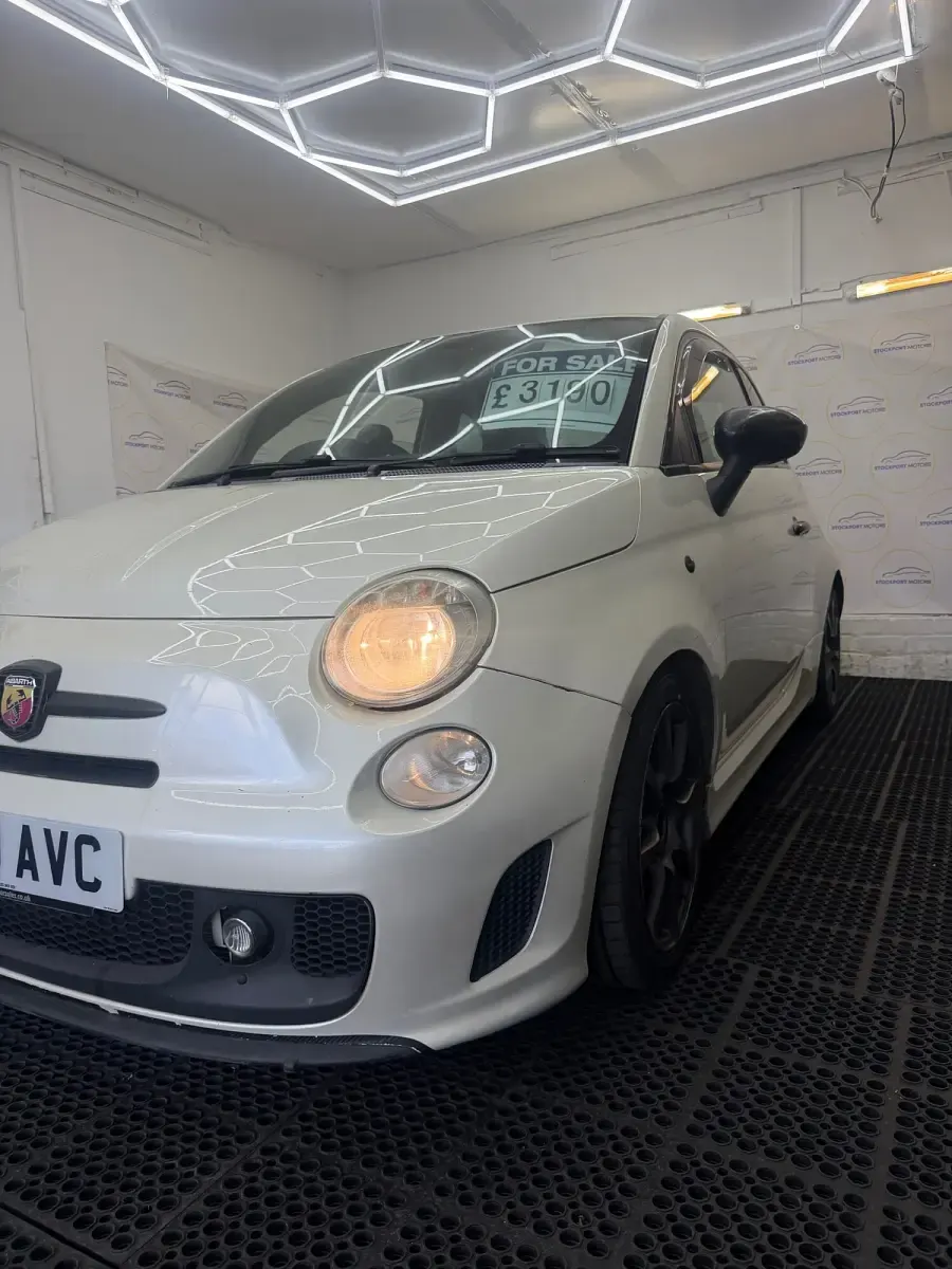 Used Abarth 500 135 HP (99 kW) 2009 White Hatchback