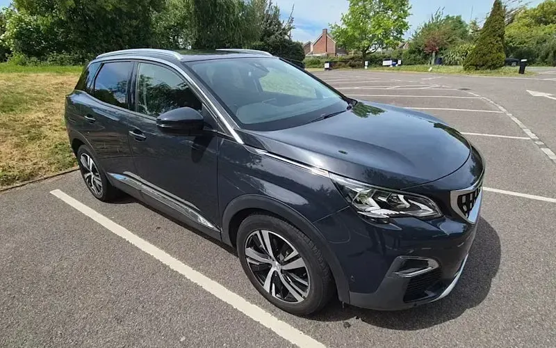 Second-hand Peugeot 3008 Allure 131 CP (96 kW) 2020 SUV