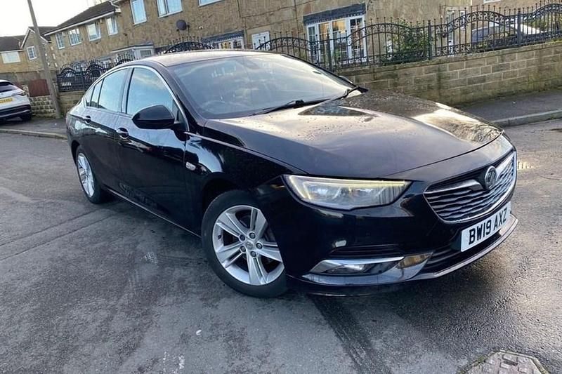 Used 2019 Vauxhall Insignia Sport | £5,995 (Good price) - Image 1/1