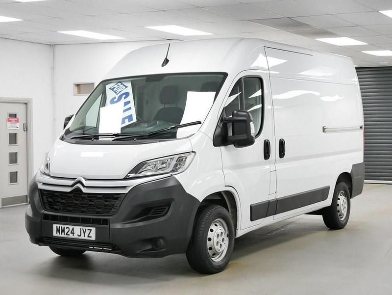 White Used 2024 Citroën Relay Van | £19,989 (Fair price) - Image 1/4
