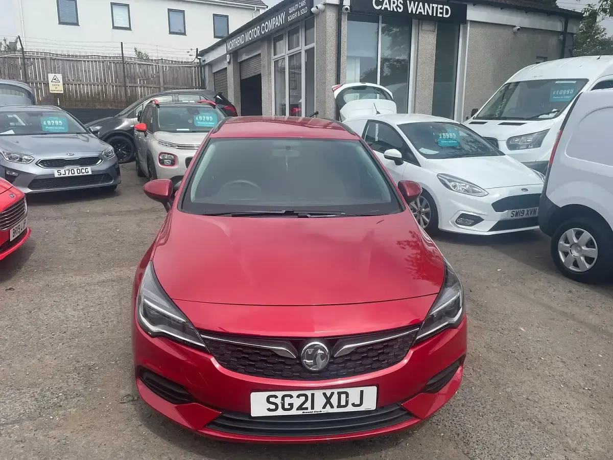 Used Vauxhall Astra S 105 HP (77 kW) 2021 Red Estate