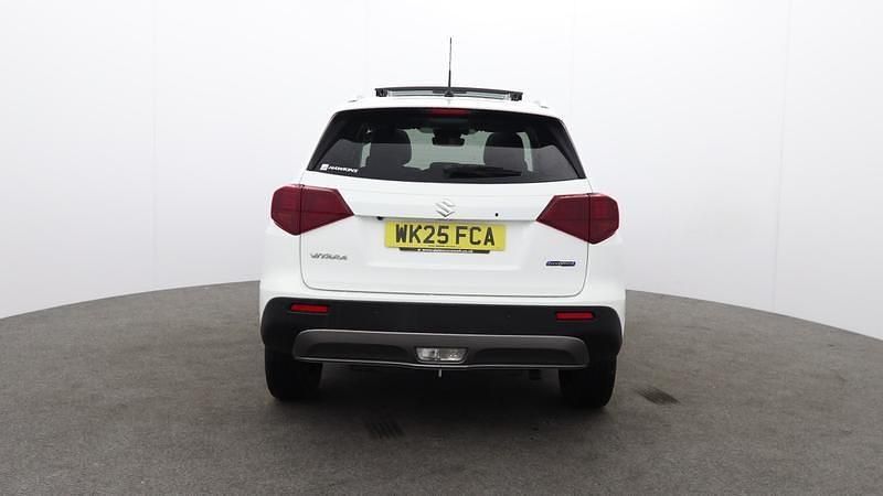 Second-hand Suzuki Vitara 116 CP (85 kW) 2025 Alb SUV