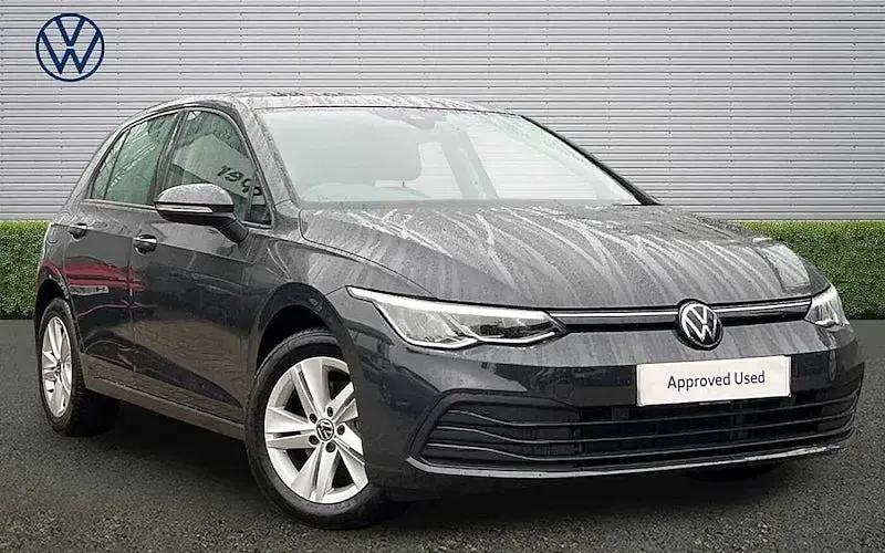 Used VW Golf VIII Life 131 HP (96 kW) 2024 Hatchback