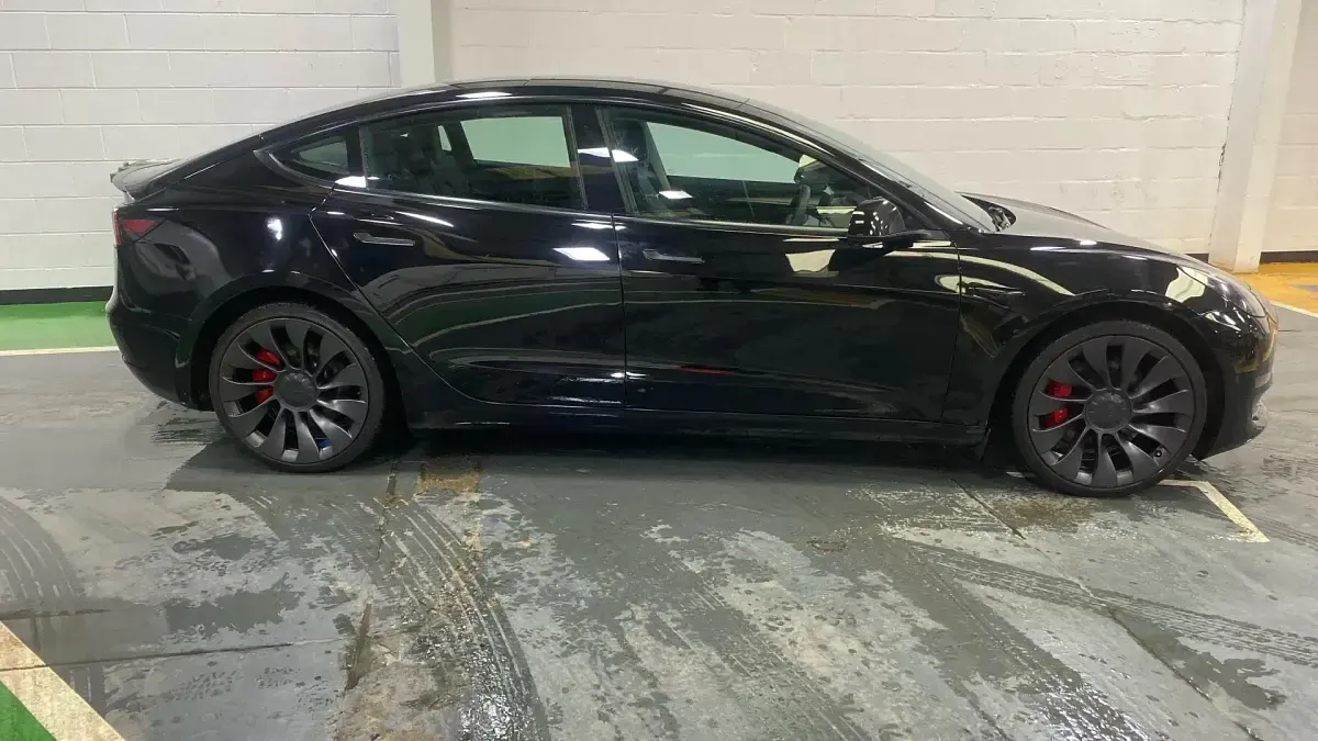 Used Tesla Model 3 Performance 335 kW (456 HP) 2023 Black Sedan
