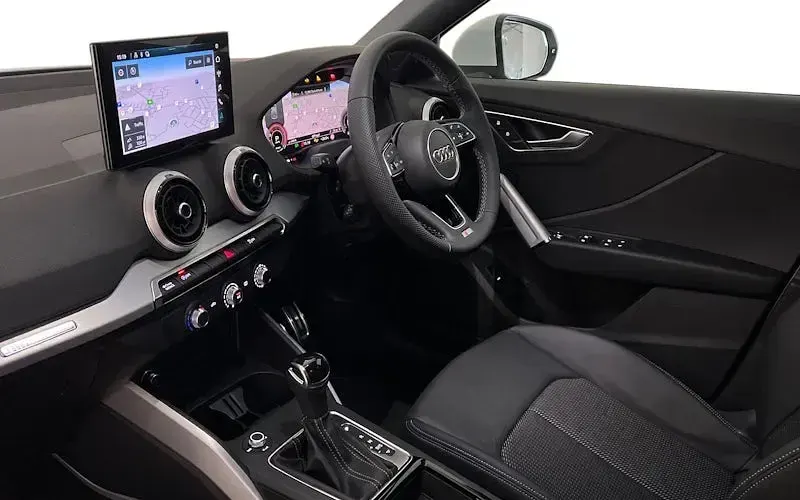 Novo Audi Q2 S-Line 150 HP (110 kW) 2026 SUV