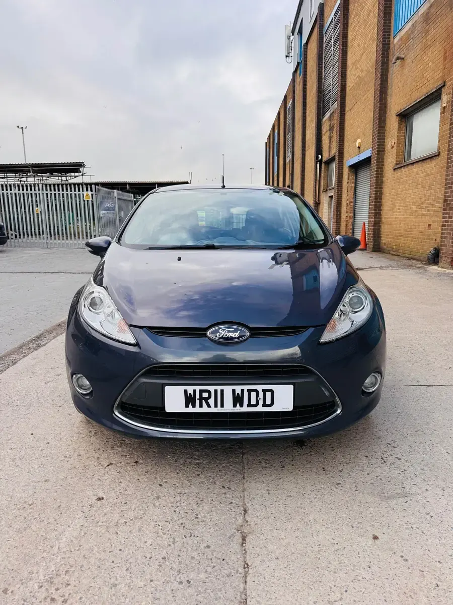 Used Ford Fiesta Zetec 2011 Grey Hatchback