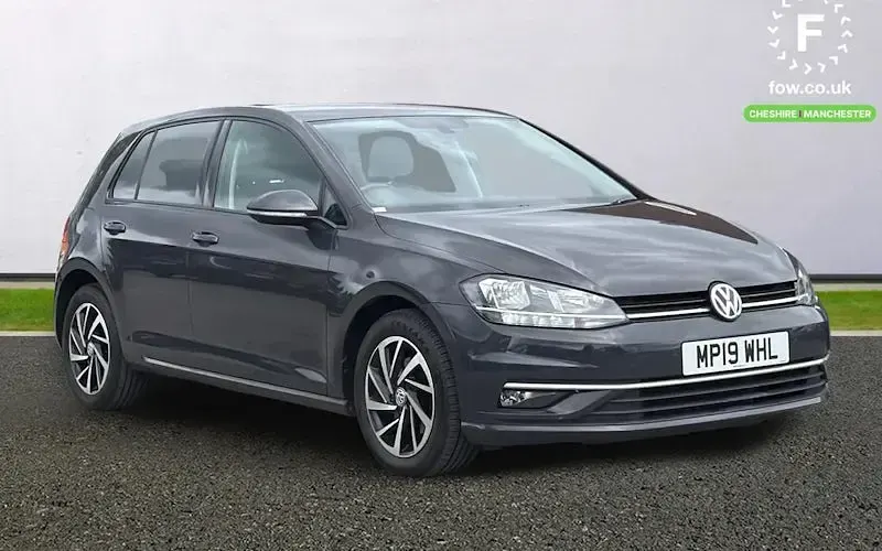 Second-hand VW Golf VII Match 116 CP (85 kW) 2019 Hatchback
