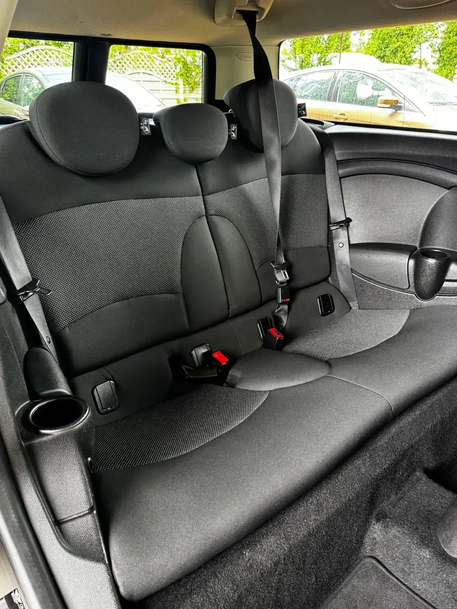 Usado Mini One Clubman 2012 Plateado Familiar