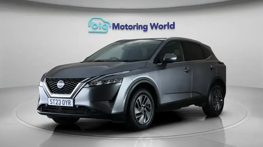 Used Nissan Qashqai Acenta Premium 140 HP (102 kW) 2023 Grey SUV
