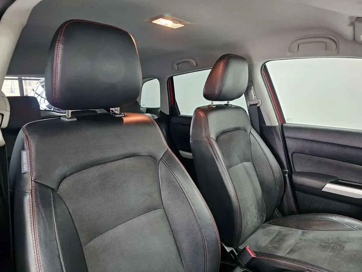 Second-hand Suzuki Vitara 140 CP (102 kW) 2016 Roșu SUV