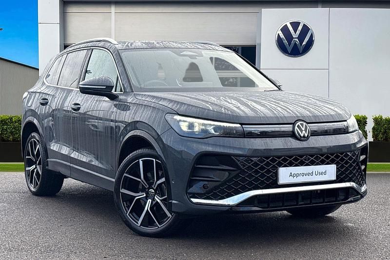 Grey Used 2025 VW Tiguan R-line SUV | £36,790 (Good price) - Image 1/4