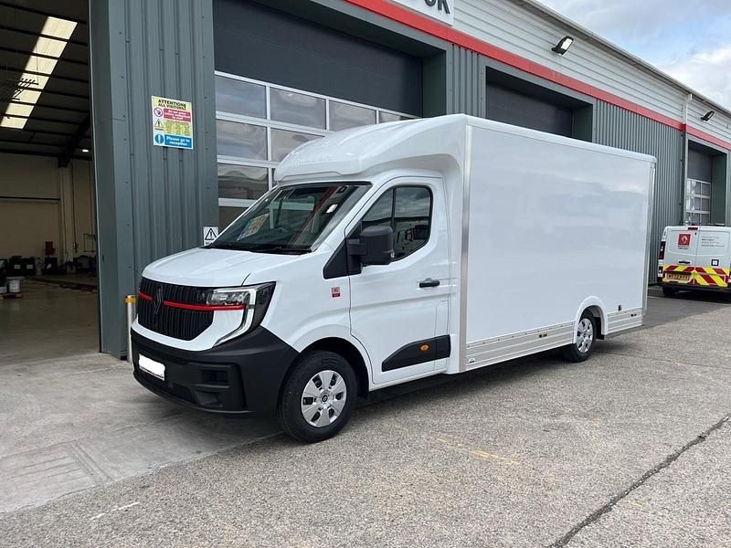 New Renault Master 2025 White Van