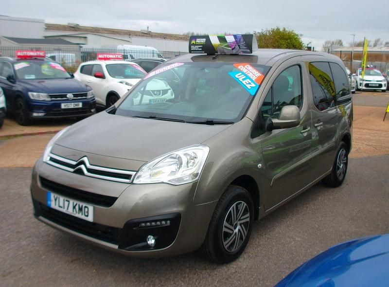 Used Citroën Berlingo Feel 110 HP (80 kW) 2017 Brown MPV