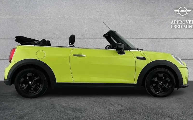 Used Mini Cooper Cabriolet Classic 136 HP (100 kW) 2022 Yellow Cabriolet